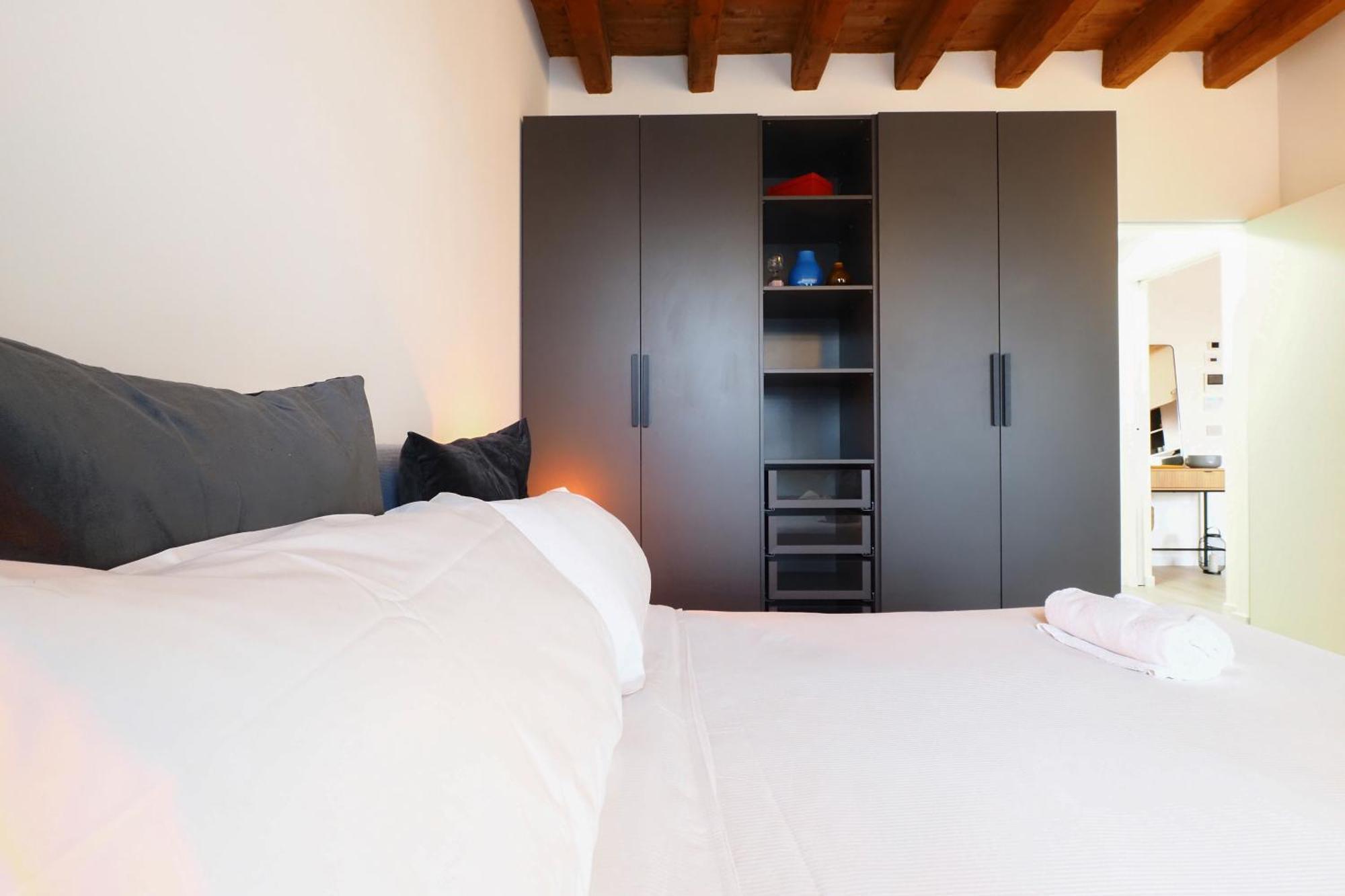 Primopiano - Zumbini Apartman Milánó Kültér fotó