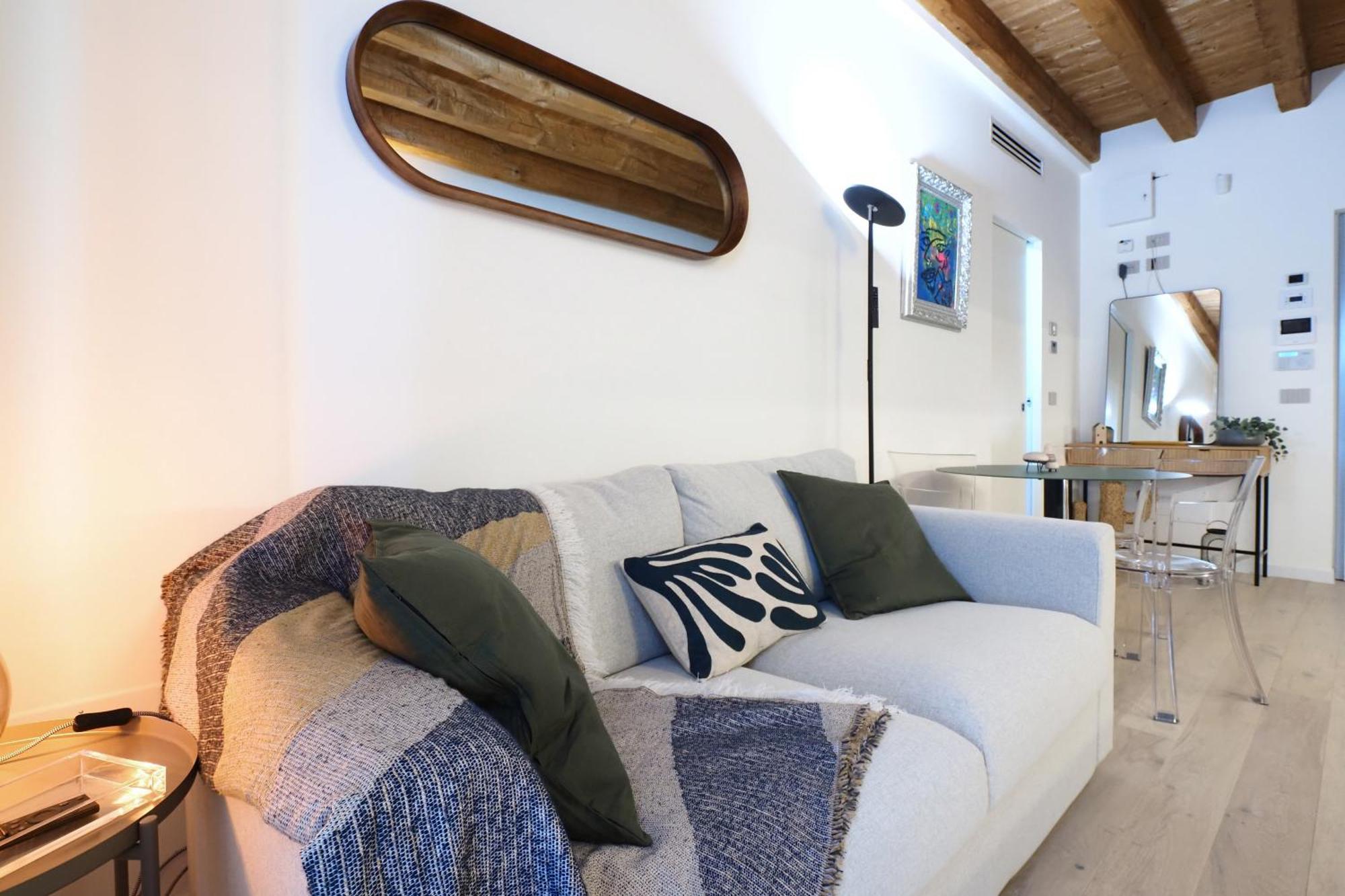 Primopiano - Zumbini Apartman Milánó Kültér fotó