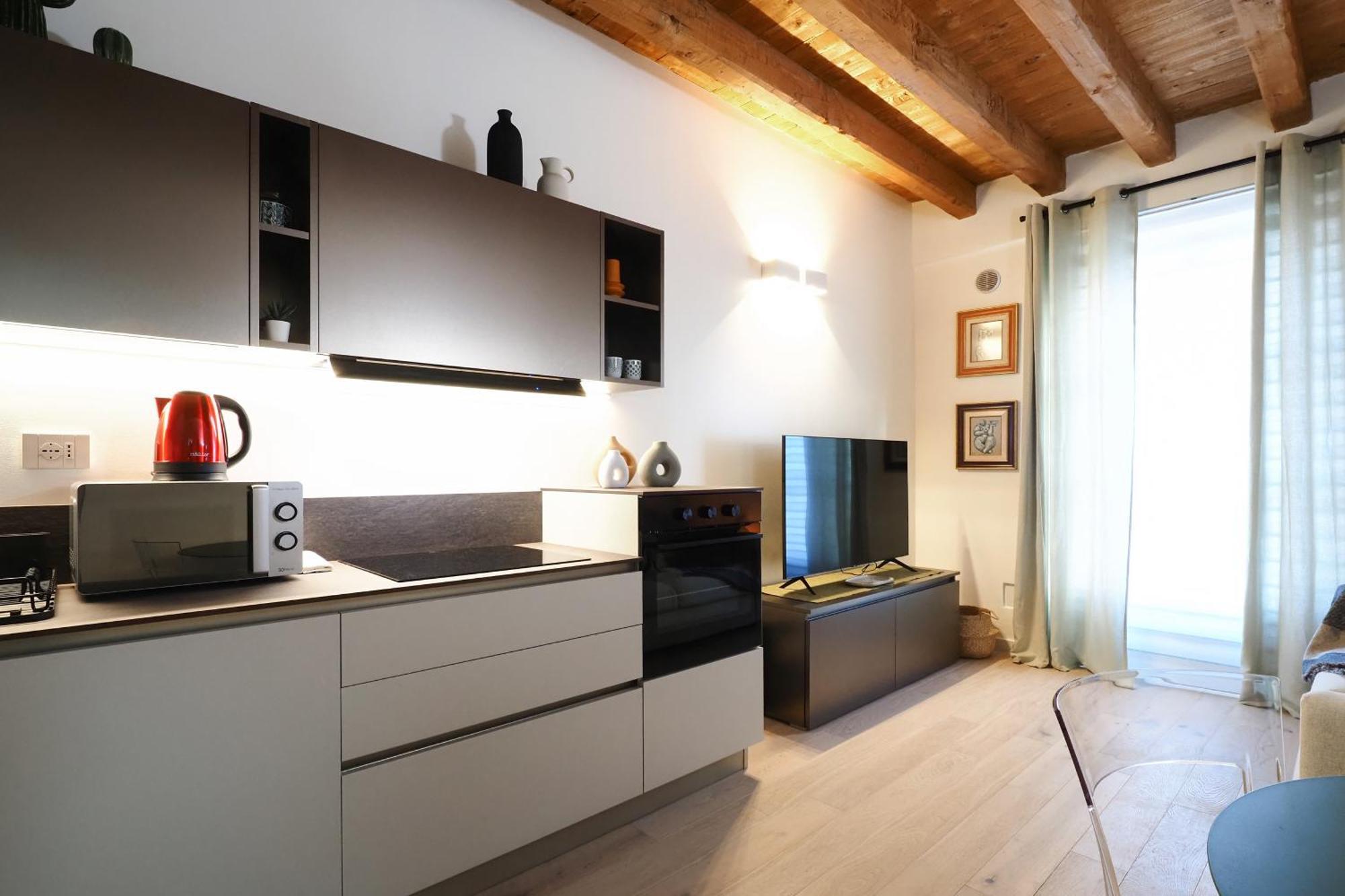 Primopiano - Zumbini Apartman Milánó Kültér fotó