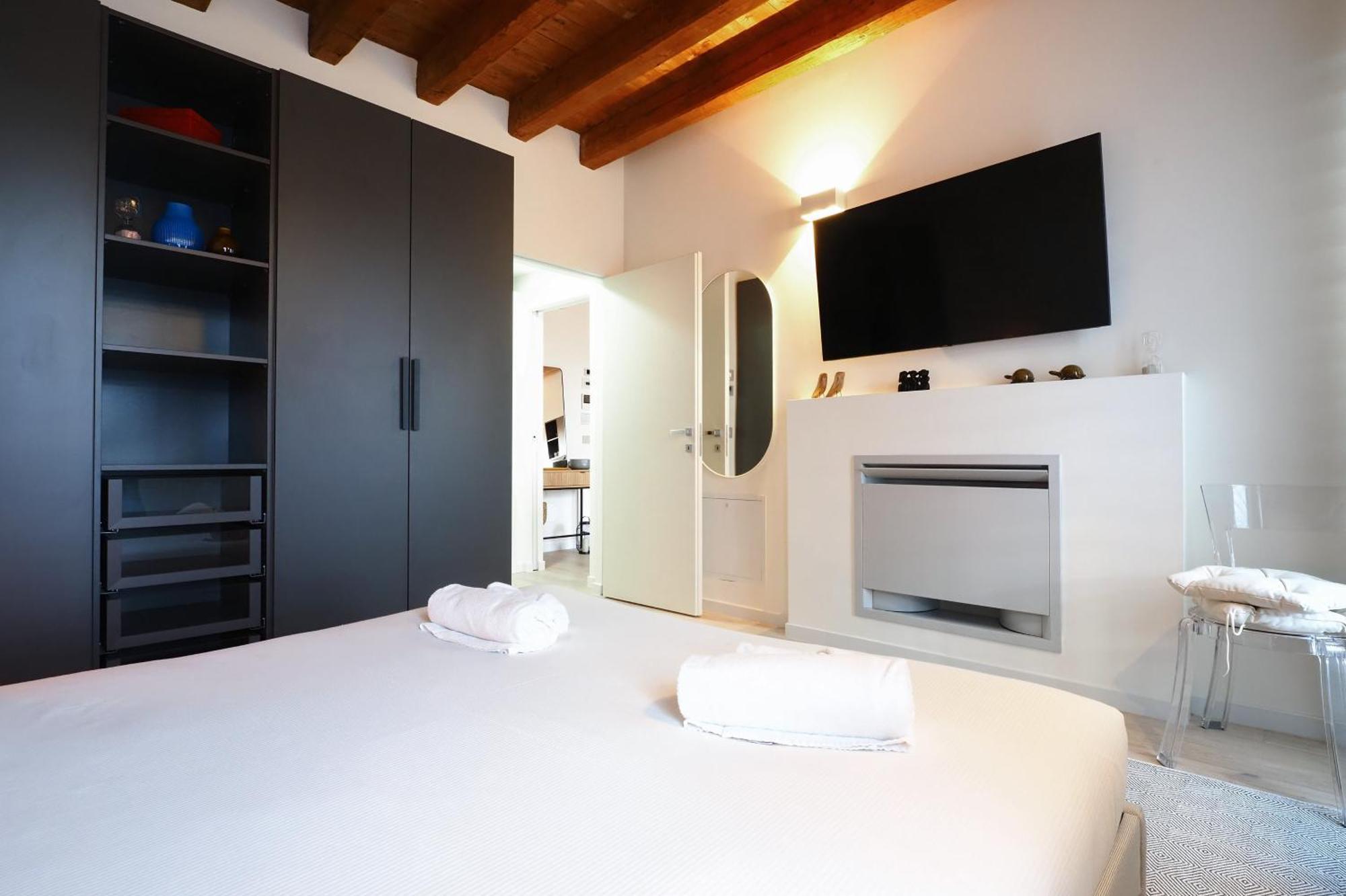 Primopiano - Zumbini Apartman Milánó Kültér fotó